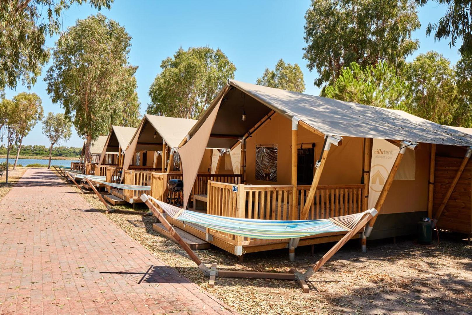 Отель Glamping At Sardinia Альгеро Экстерьер фото